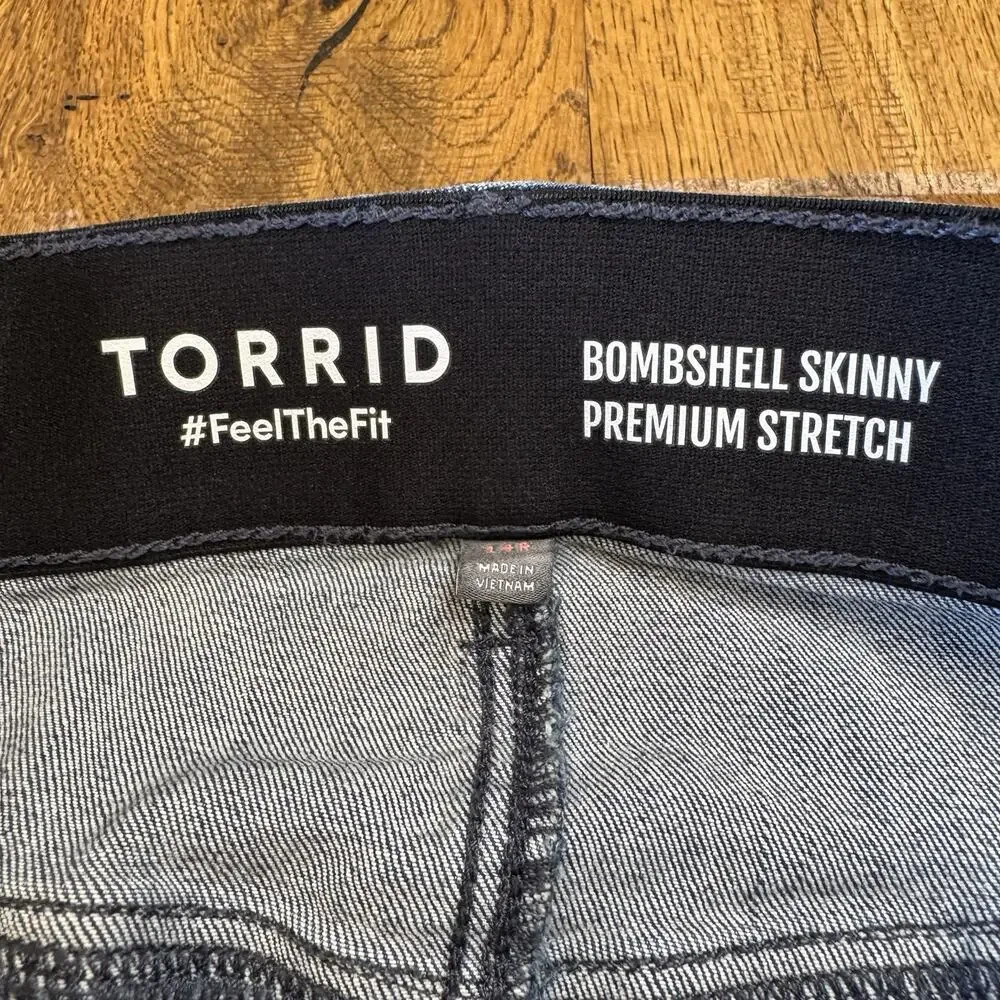Torrid Jeans Bombshell Skinny Premium Stretch Hi-Rise Denim Med Wash Womens 14 - Picture 2 of 8